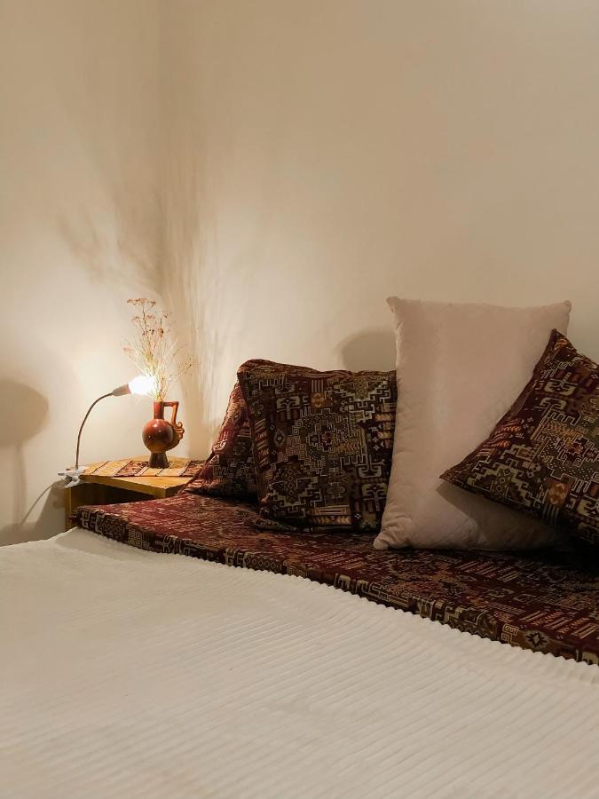Bjnihouse, Guest House Екстер'єр фото