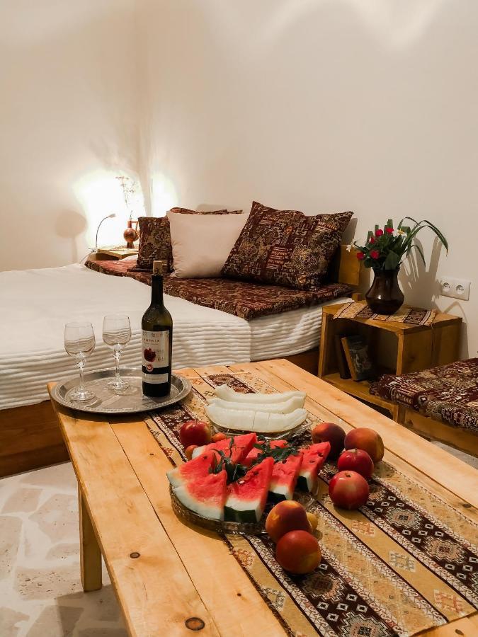 Bjnihouse, Guest House Екстер'єр фото