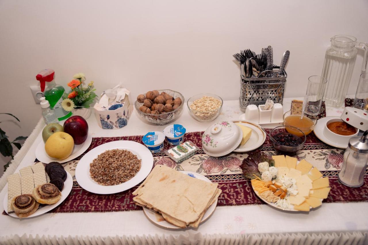 Bjnihouse, Guest House Екстер'єр фото