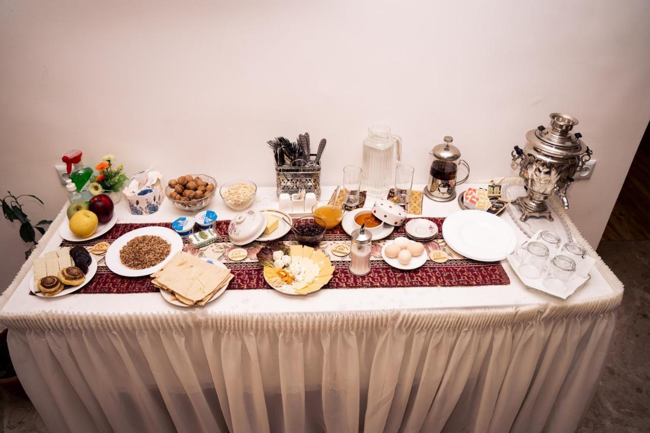 Bjnihouse, Guest House Екстер'єр фото
