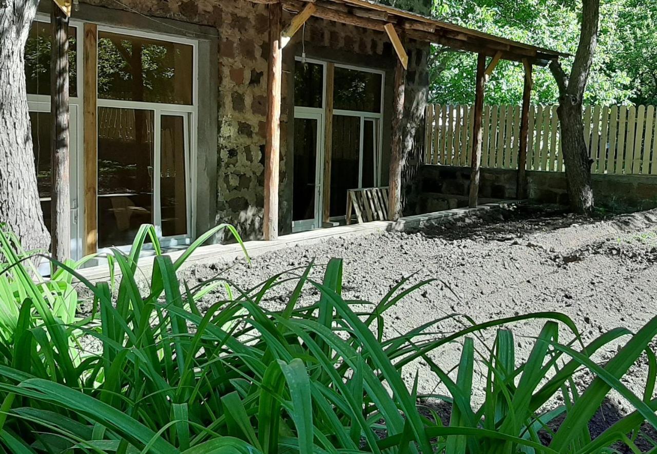 Bjnihouse, Guest House Екстер'єр фото
